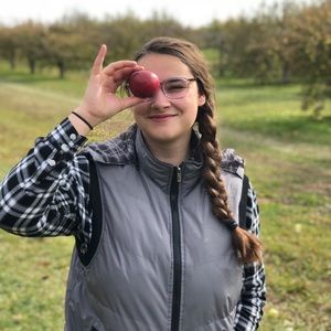 Meet your Posher, Kenz